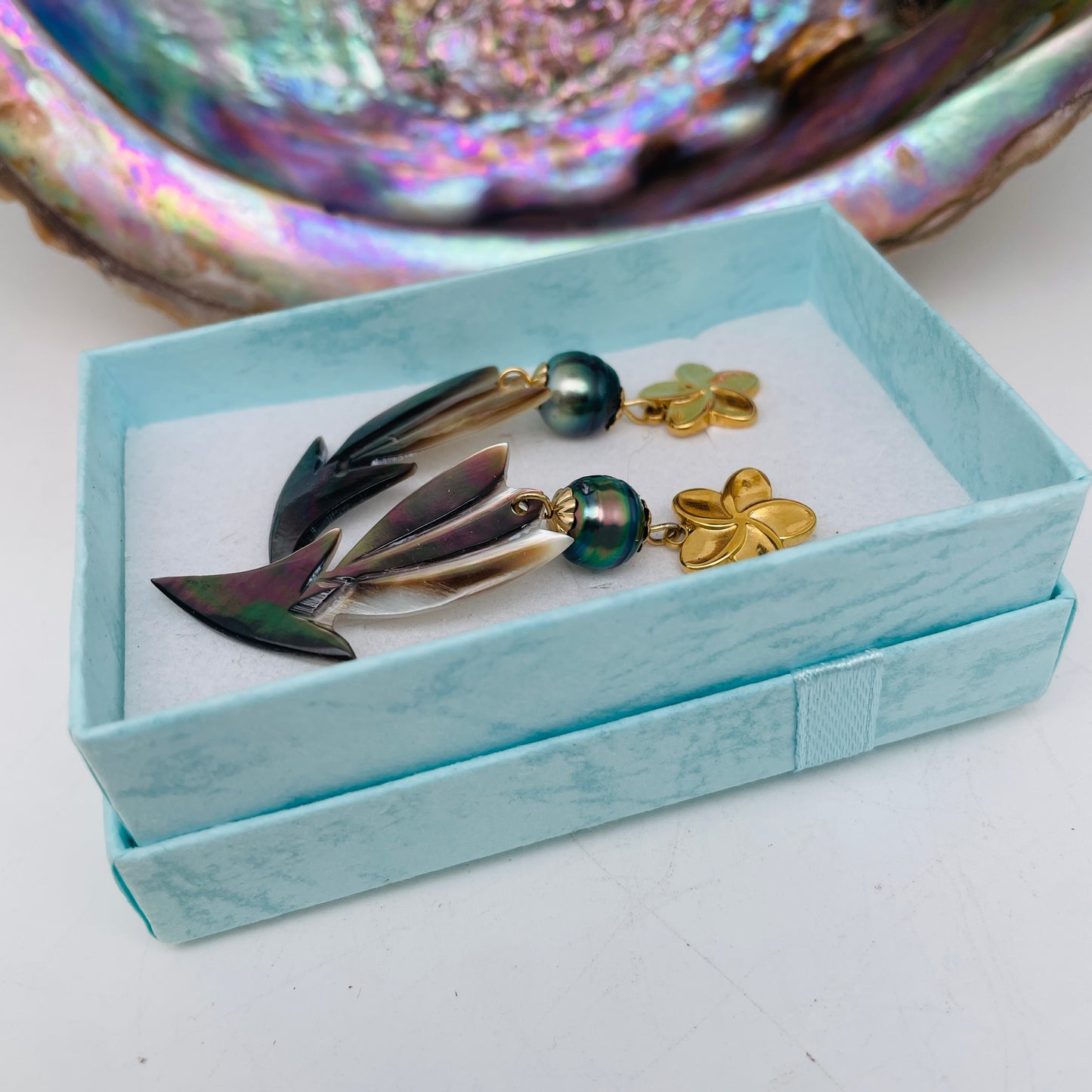 Boucle d'oreilles TIARE EN BOUTON