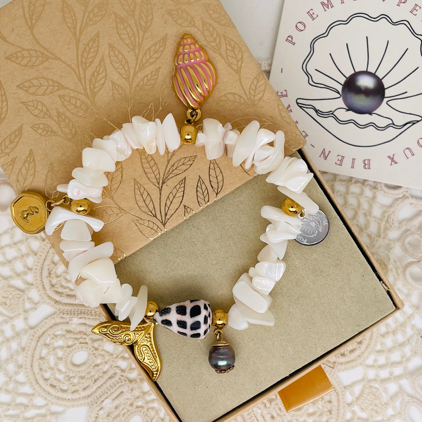 Bracelet NACRE & BRELOQUES