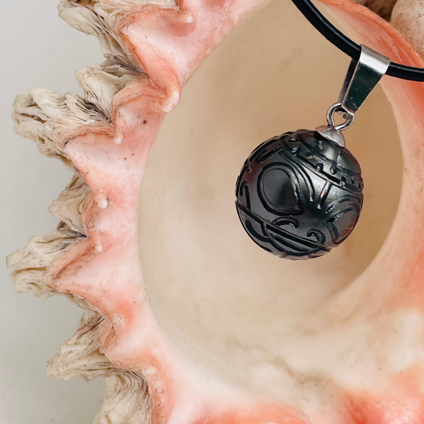 Collier TIKI